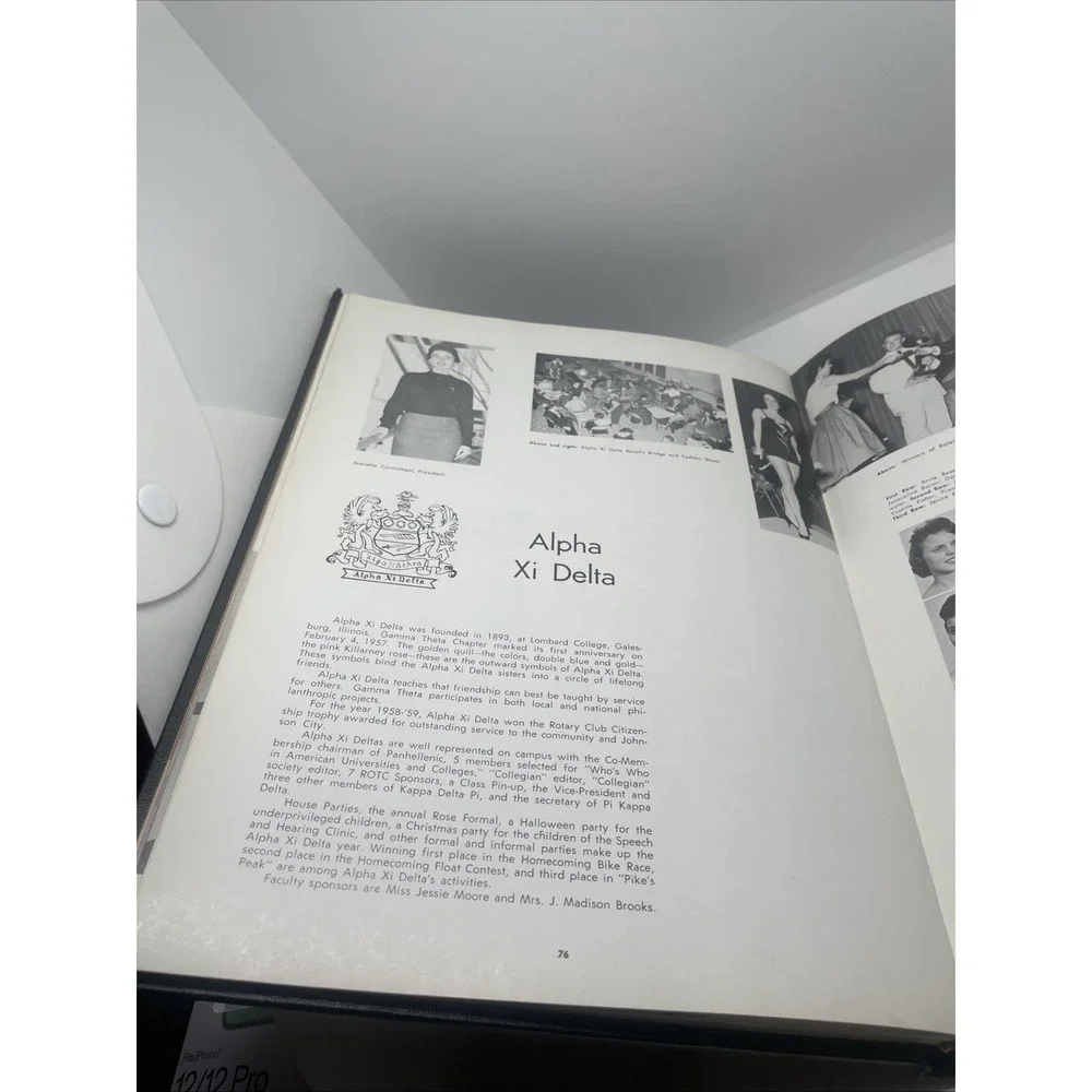 Yearbook ANNUAL‎ Buccaneer East Tennessee State College 1960 Johnson City TN
